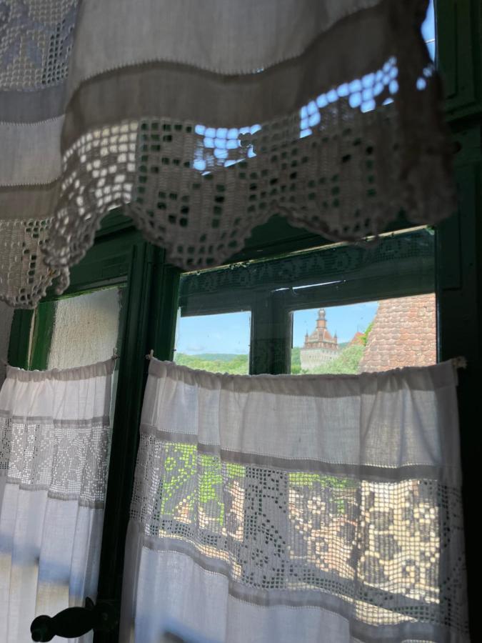 Saschiz 175 Guesthouse ภายนอก รูปภาพ