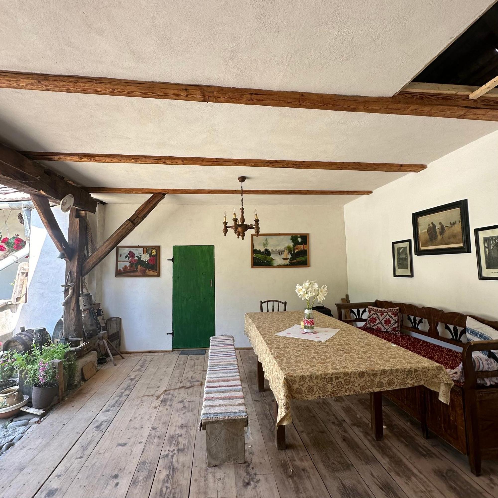 Saschiz 175 Guesthouse ภายนอก รูปภาพ